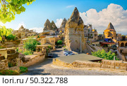 Stone road in Goreme city, Cappadocia, Turkey. Stone road in Goreme. Стоковое фото, агентство Ingram Publishing / Фотобанк Лори