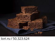 close up delicious chocolate brownies. Стоковое фото, агентство Ingram Publishing / Фотобанк Лори