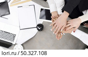 businesspeople stacking each other s hand desk. High resolution photo. businesspeople stacking each other s hand desk. High quality photo. Стоковое фото, агентство Ingram Publishing / Фотобанк Лори