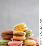 front view pile sweet macarons. High resolution photo. front view pile sweet macarons. High quality photo. Стоковое фото, агентство Ingram Publishing / Фотобанк Лори