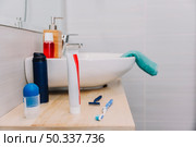 side view sink. Стоковое фото, агентство Ingram Publishing / Фотобанк Лори