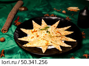 Scallion Pancake Display on Black Plate at Chinese Restaurant With Spices. Стоковое фото, фотограф Aleksandr Golubev / Фотобанк Лори