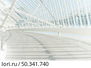 modern bridge. Стоковое фото, агентство Ingram Publishing / Фотобанк Лори