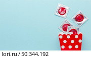 contraception method arrangement with copy space blue background. Стоковое фото, агентство Ingram Publishing / Фотобанк Лори