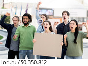 angry people protesting black lives matter concept. Стоковое фото, агентство Ingram Publishing / Фотобанк Лори