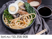 spinach eggs ramen delicious japanese soup. Стоковое фото, агентство Ingram Publishing / Фотобанк Лори