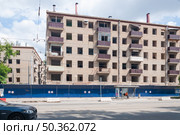 Дом к сносу по адресу улица Авиамоторная, 23. Редакционное фото, фотограф Алёшина Оксана / Фотобанк Лори