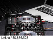 high angle professional equipment dj. Стоковое фото, агентство Ingram Publishing / Фотобанк Лори