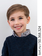 portrait little boy wearing lens 5. portrait little boy wearing lens 4. Стоковое фото, агентство Ingram Publishing / Фотобанк Лори