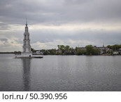 Калязинская колокольня на Волге. Редакционное фото, фотограф Мария Сергеева / Фотобанк Лори