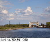 Входные ворота в шлюз. Редакционное фото, фотограф Мария Сергеева / Фотобанк Лори