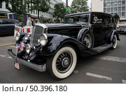 BERLIN – MAY 10, 2025: Rare Pierce-Arrow Silver Arrow luxury car (1933) at Classic Days Berlin exhibition. Art Deco automotive masterpiece. Редакционное фото, фотограф Sergey Kohl / Фотобанк Лори