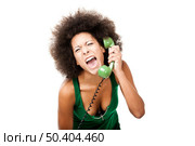 Afro-American young woman answering a call and yelling at phone, isolated on white background. Стоковое фото, агентство Ingram Publishing / Фотобанк Лори