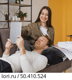 man making plans renovate house together. Стоковое фото, агентство Ingram Publishing / Фотобанк Лори