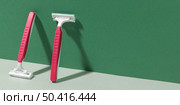 shaving razors body care copy space 2. Стоковое фото, агентство Ingram Publishing / Фотобанк Лори