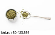 flat lay natural herbal crushed plants. Стоковое фото, агентство Ingram Publishing / Фотобанк Лори