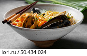 delicious oysters noodles meal. Стоковое фото, агентство Ingram Publishing / Фотобанк Лори