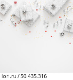 top view assortment festive wrapped presents. Стоковое фото, агентство Ingram Publishing / Фотобанк Лори