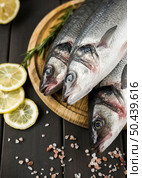 top view fish with lemon salt. Стоковое фото, агентство Ingram Publishing / Фотобанк Лори