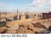 View of the Mosque Sultan Hassan in Cairo. The Mosque Sultan Hassan. Стоковое фото, агентство Ingram Publishing / Фотобанк Лори