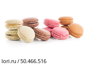 Colorful French Macarons on the white background. Стоковое фото, агентство Ingram Publishing / Фотобанк Лори