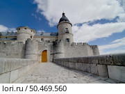 SIMANCAS, VALLADOLID/SPAIN ? CIRCA 2012: Ancient castle simancas city next to Valladolid in spain. Circa 2012 in Simancas. Стоковое фото, агентство Ingram Publishing / Фотобанк Лори