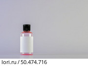 Empty bottle cream moisturizer lotion. Стоковое фото, агентство Ingram Publishing / Фотобанк Лори