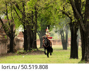Khon is a classic Thai dance in a mask in Ramayana literature, and this is another character, His nam is Wirun Chambang and a horse named Nilphahu. Стоковое фото, агентство Ingram Publishing / Фотобанк Лори