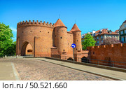 Ancient barbican fortress in the historical center of Warsaw. Barbican in Warsaw. Стоковое фото, агентство Ingram Publishing / Фотобанк Лори