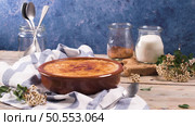 Leite creme, portuguese desert similar to creme brulee, cream brulee and burnt cream. Стоковое фото, агентство Ingram Publishing / Фотобанк Лори