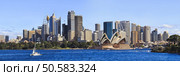 Australian SYdney cityline panorama from harbour with major skyscrapers forming landmark CBD. Стоковое фото, агентство Ingram Publishing / Фотобанк Лори