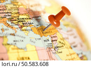 Location Turkey. Red pin on the map. Стоковое фото, агентство Ingram Publishing / Фотобанк Лори