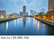 Cityscape of Yokohama city at dawn, Japan. Стоковое фото, агентство Ingram Publishing / Фотобанк Лори