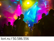 youth in the music entertainment nightclub shows and dances. Стоковое фото, агентство Ingram Publishing / Фотобанк Лори