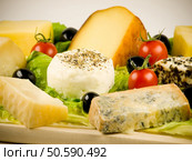 Quesos diferentes variedades - Different cheeses varieties. Стоковое фото, агентство Ingram Publishing / Фотобанк Лори