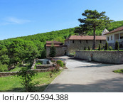 Древний монастырь Сурб-Хач в Крыму. Редакционное фото, фотограф Татьяна Т / Фотобанк Лори