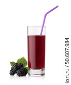 Blackberry juice in a glass with a purple straw and several blackberries isolated on white background, design element. Стоковое фото, фотограф Сергей Чайко / Фотобанк Лори