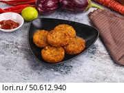 Fried potato crispy golden hash brown. Стоковое фото, фотограф Андрей Старостин / Фотобанк Лори