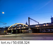 Каланчёвский путепровод на закате в Москве. Редакционное фото, фотограф Мария Сергеева / Фотобанк Лори