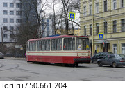 Трамвай 71-134А (ЛМ-99АВ) №7311, Херсонская улица, Санкт-Петербург (2021 год). Редакционное фото, фотограф Алексей Иванов / Фотобанк Лори