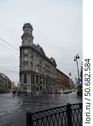 Доходный дом Иоффа на пяти углах⁠⁠ в Санкт-Петербурге (2024 год). Редакционное фото, фотограф Сергеев Валерий / Фотобанк Лори