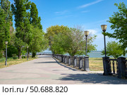 Вид на Пушкинскую набережную. Таганрог, Ростовская область. Стоковое фото, фотограф Анна Карасева / Фотобанк Лори