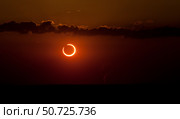 Annular Solar Eclipse Phillip Jones/Stocktrek Images. Стоковое фото, агентство ТАСС / Фотобанк Лори