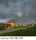 Радуга над коттеджным посёлком Сигма в Новосибирском Академгородке. Rainbow over the cottage village after summer rain. Стоковое фото, фотограф Сергей Пристяжнюк (Serg Zastavkin) / Фотобанк Лори
