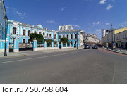 Усадьба Салтыковых — Чертковых (Дом Черткова). Москва, улица Мясницкая, 7.  Солнечный день в июле. Редакционное фото, фотограф Сергей Рыбин / Фотобанк Лори