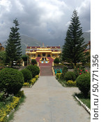 Gyuto Karmapa Temple in Dharamshala, India (2015 год). Стоковое фото, фотограф Лариса Потехина / Фотобанк Лори