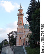 Historic Mukhtarov Mosque on Terek River embankment, Vladikavkaz, North Ossetia, Russia. Стоковое фото, фотограф Светлана Леуто / Фотобанк Лори