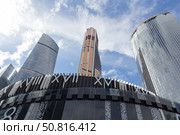 Высотные здания Московского международного делового центра Москва-Сити.  Москва, Пресненская набережная. Редакционное фото, фотограф Татьяна Васильева / Фотобанк Лори
