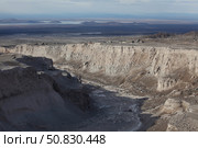 Deep erosion gulley in eroded pyroclastic flow deposits, Shiveluch Volcano. Стоковое фото, фотограф Richard Roscoe/Stocktrek Images / ТАСС / Фотобанк Лори
