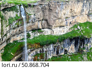 Водопад Тобот. Цолотлинский каньон. Село Хунзах. Дагестан. Россия. Стоковое фото, фотограф Александр Тараканов / Фотобанк Лори
